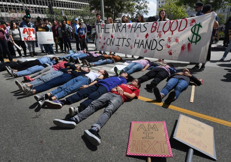 US-SCHOOL-SHOOTING-PROTEST-POLITICS