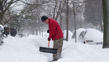 Huge winter storm hits east coast of the United States