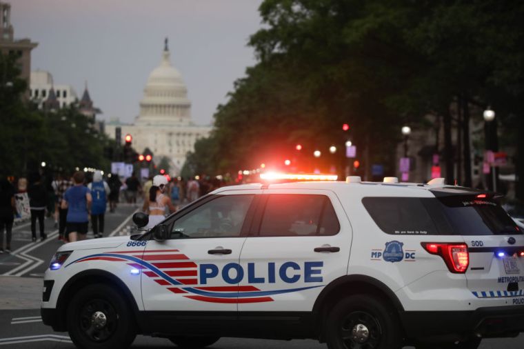 Washington: Hundreds protest George Floyd death