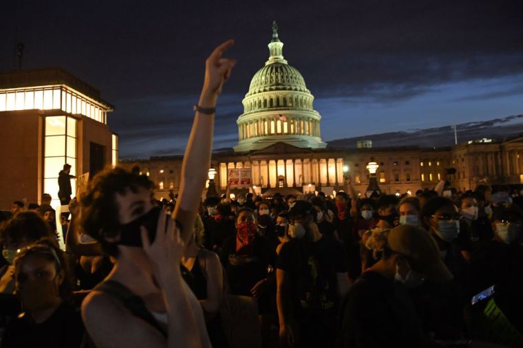 US-POLITICS-POLICE-JUSTICE-RACISM