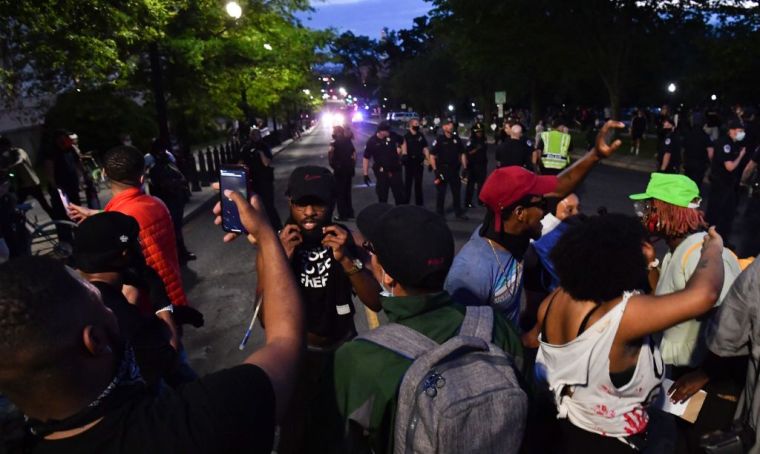 US-POLITICS-POLICE-JUSTICE-RACISM