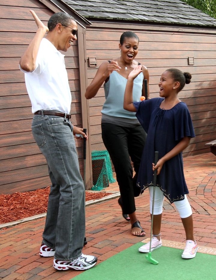 The Obamas Spend August Weekend On Florida's Gulf Coast