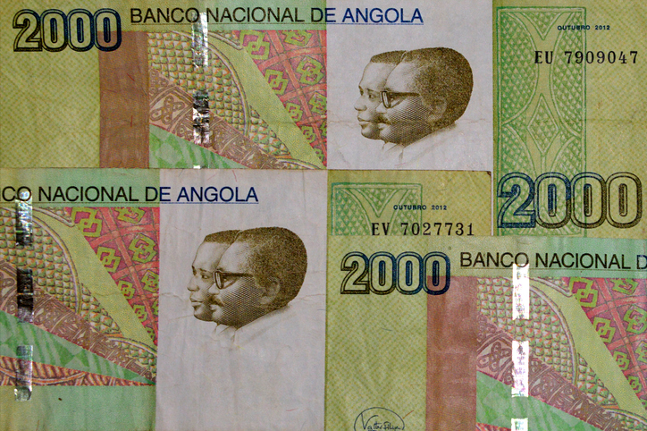 Kwanza - the currency of Angola - 2000 Kwanzas bank notes