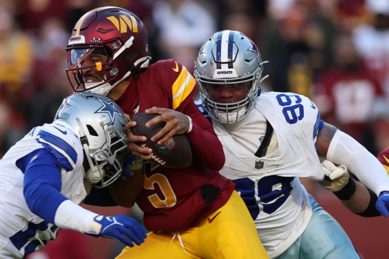 Dallas Cowboys v Washington Commanders