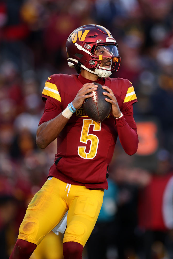 Dallas Cowboys v Washington Commanders