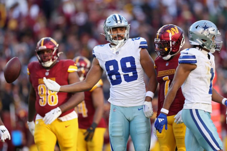 Dallas Cowboys v Washington Commanders