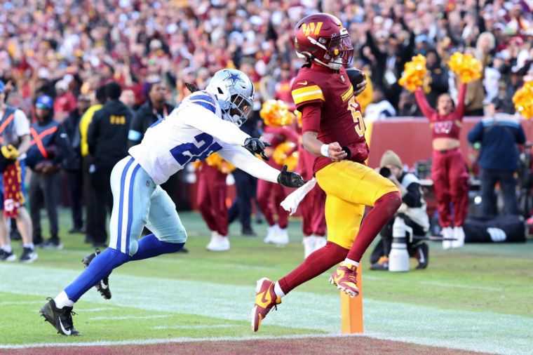 Dallas Cowboys v Washington Commanders