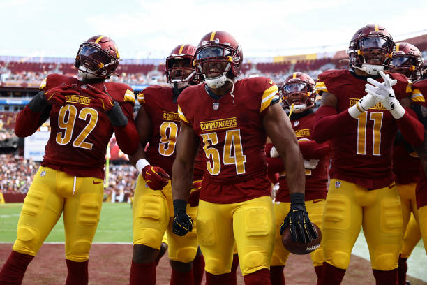 Dallas Cowboys v Washington Commanders