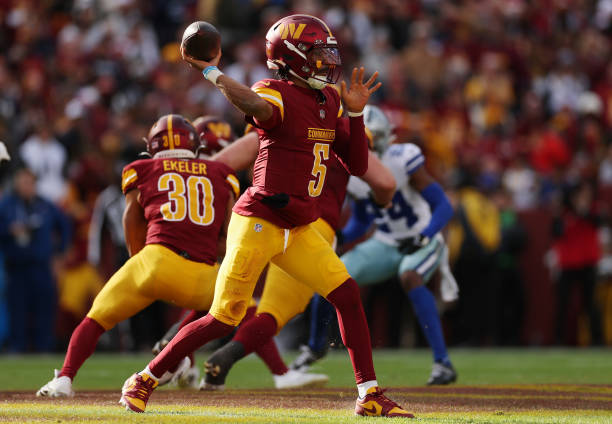 Dallas Cowboys v Washington Commanders