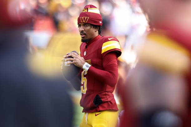 Dallas Cowboys v Washington Commanders