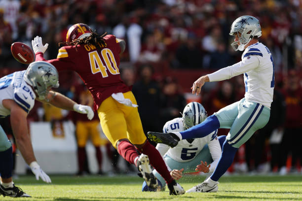 Dallas Cowboys v Washington Commanders